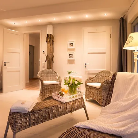 Ostsee - Reetdachhaus Nr 33 